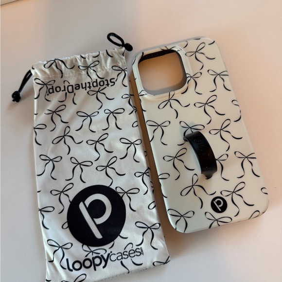 Loopy Black Bows Case - Picture 1 of 7